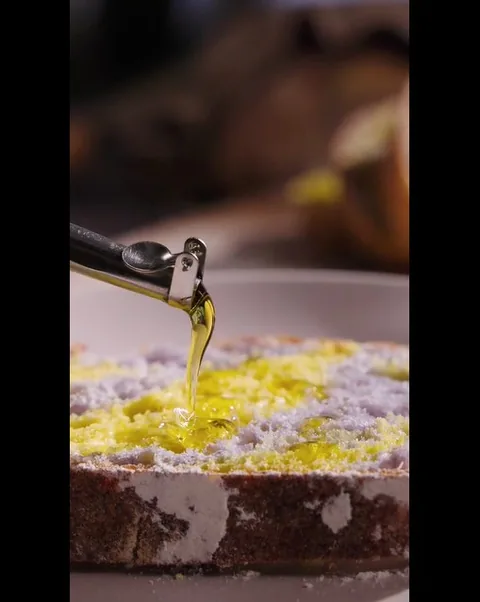 Hasi Bread — Social cut